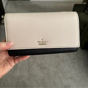 New Kate Spade Two-Tone Cream and Black Purse